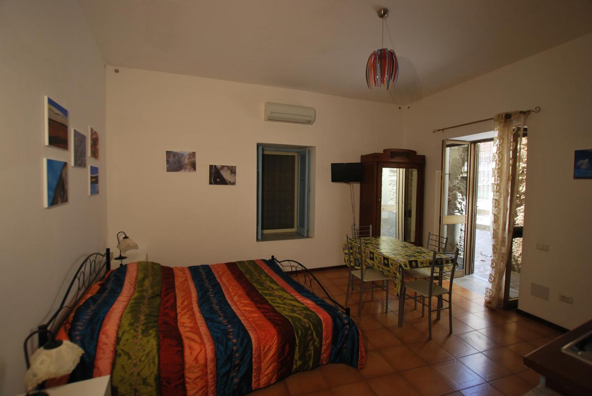 Vulcanoconsult Appartamenti Spiaggia Lipari  Zimmer foto