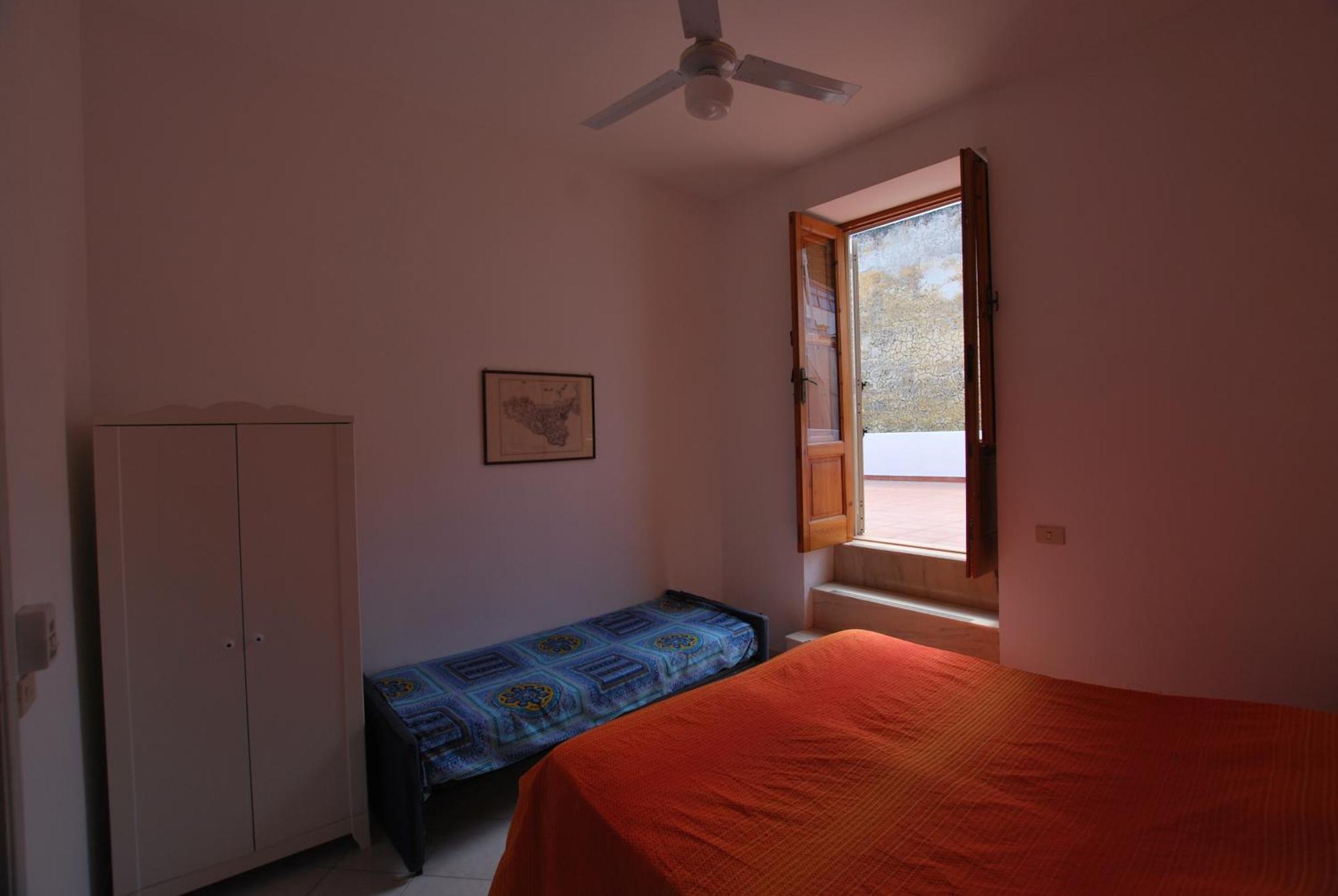 Vulcanoconsult Appartamenti Spiaggia Lipari  Zimmer foto